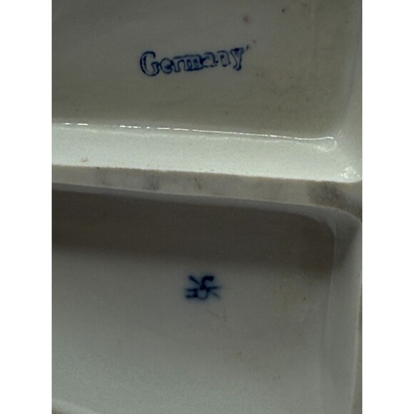 Kister Scheibe #10668 German Porcelain Figurine “Courtship Scene” -Read - Picture 8 of 16